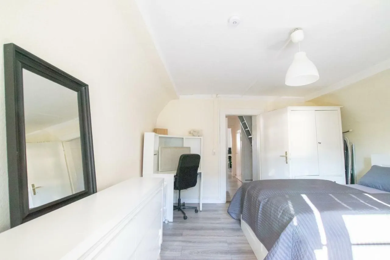Altstadt Bolker Original Dusseldorf Apartment